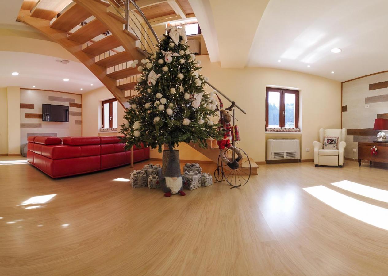 קמיליאטלו סילאנו Abete Bianco - Albergo Del Natale מראה חיצוני תמונה